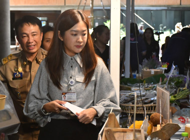 กระทรวงเกษตรและสหกรณ์เดินหน้าขยายช่องทางตลาดสินค้าสหกรณ์ต่อเนื่อง ยกขบวนความอร่อยและสินค้าอัตลักษณ์จากสหกรณ์บุกรัฐสภา ... พารามิเตอร์รูปภาพ 1
