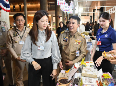 กระทรวงเกษตรและสหกรณ์เดินหน้าขยายช่องทางตลาดสินค้าสหกรณ์ต่อเนื่อง ยกขบวนความอร่อยและสินค้าอัตลักษณ์จากสหกรณ์บุกรัฐสภา ... พารามิเตอร์รูปภาพ 2