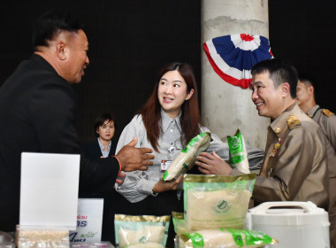 กระทรวงเกษตรและสหกรณ์เดินหน้าขยายช่องทางตลาดสินค้าสหกรณ์ต่อเนื่อง ยกขบวนความอร่อยและสินค้าอัตลักษณ์จากสหกรณ์บุกรัฐสภา ... พารามิเตอร์รูปภาพ 3